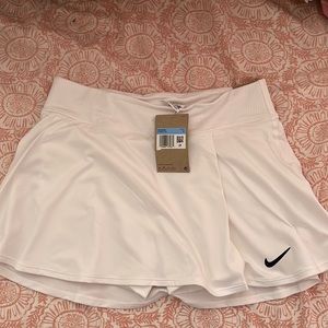 NWT Nike Tennis Skirt M